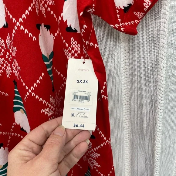 5 Pack Gnome Holiday Christmas Sleep Shirt Gown with pockets- Size 2X / 3X NWT - Picture 6 of 10